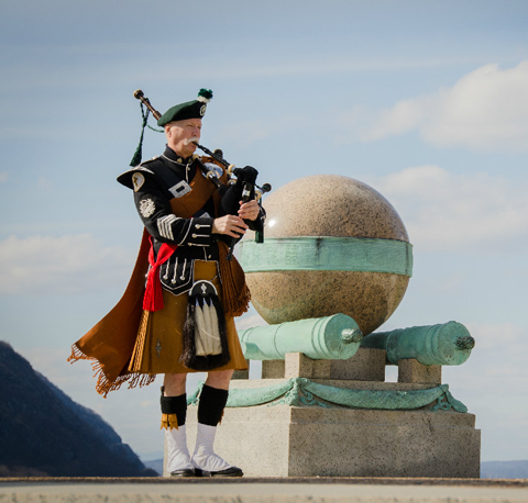 bagpiper ct 860-309-3783