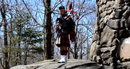 Scotland the Brave bagpiper music